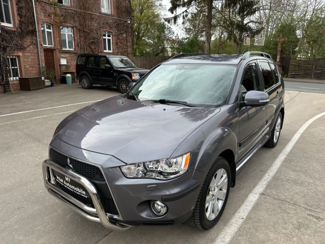 Mitsubishi Outlander MOTION 4WD/Xenon/AHK/Leder/Tüv neu