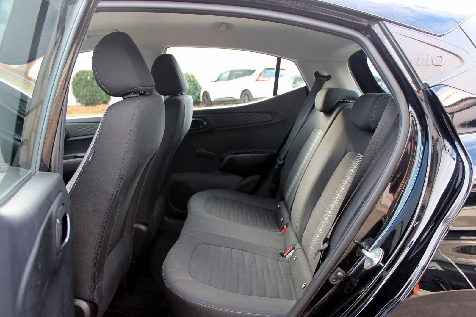 Fahrzeugabbildung Hyundai i10 Select TEMPO ABS eCall BT DAB FLA MFL
