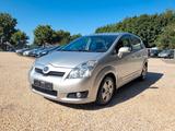 Toyota Corolla Verso 2.2 D-4D Sol*Klima*Temp*SR+WR*PDC* - Toyota Corolla Verso mit Diesel-Antrieb