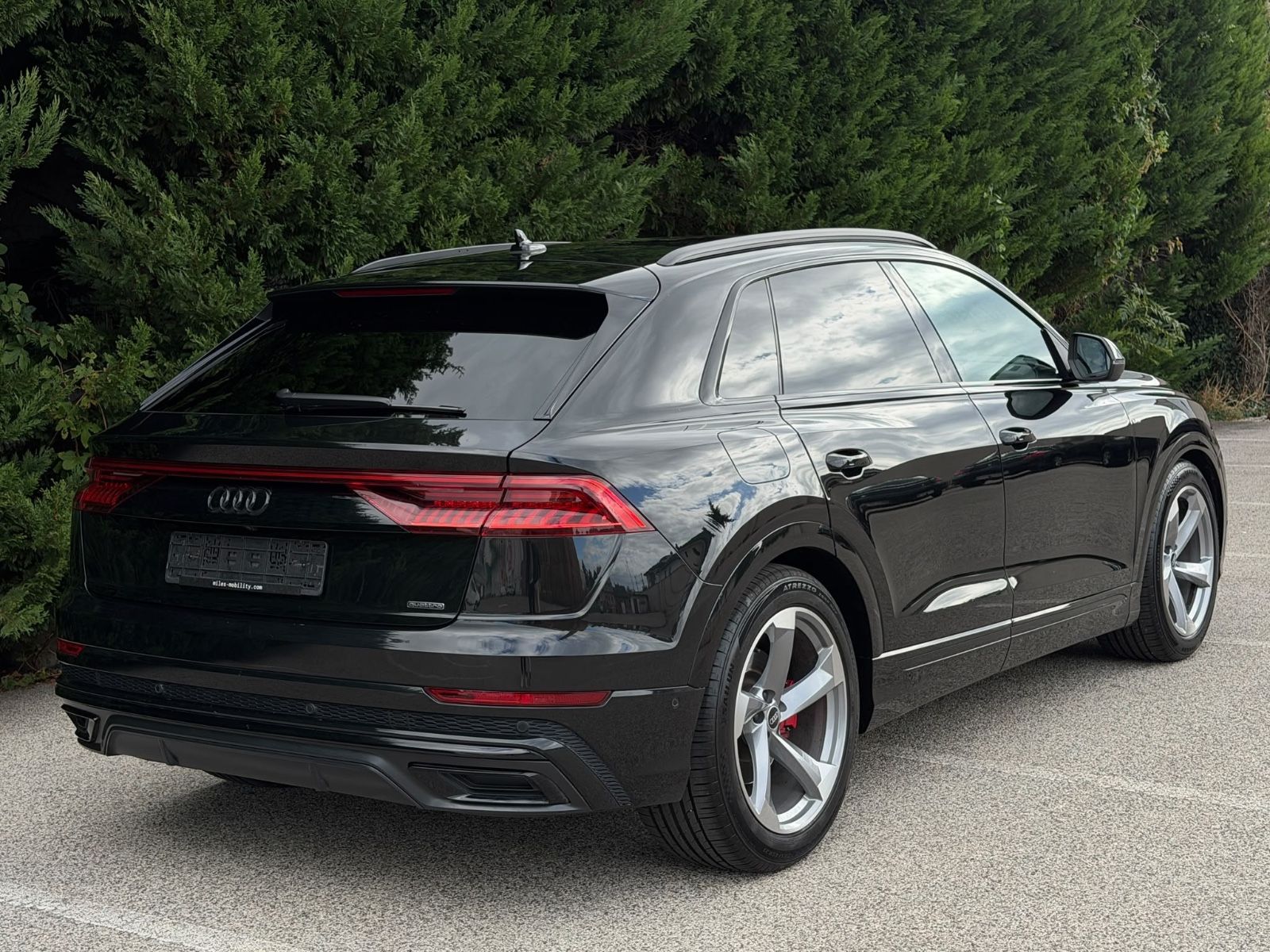 Audi Q8 60TFSI-e*3x-S-Line Plus*MATRIX*LUFT*360*AHK*2 imagem 3