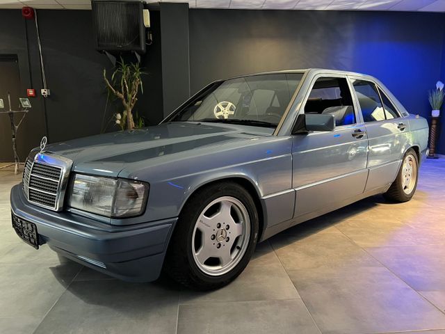 Mercedes-Benz 190 E 2.6 AUTOMATIK H-ZULASSUNG TÜV NEU