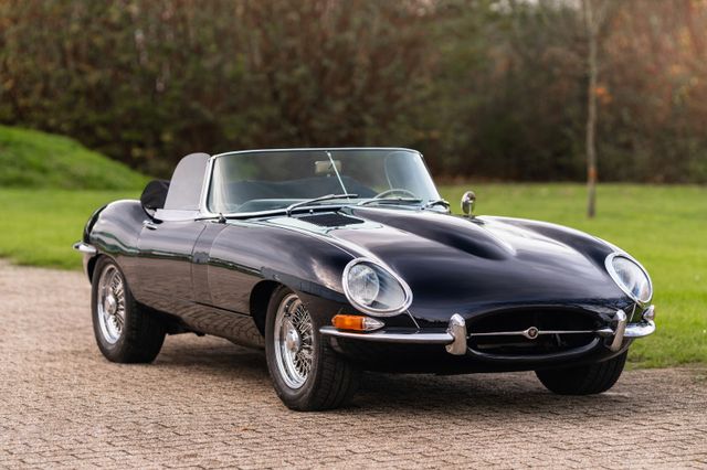 Jaguar E-Type Series 1 Cabriolet