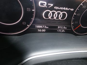 Audi Q7 - 11