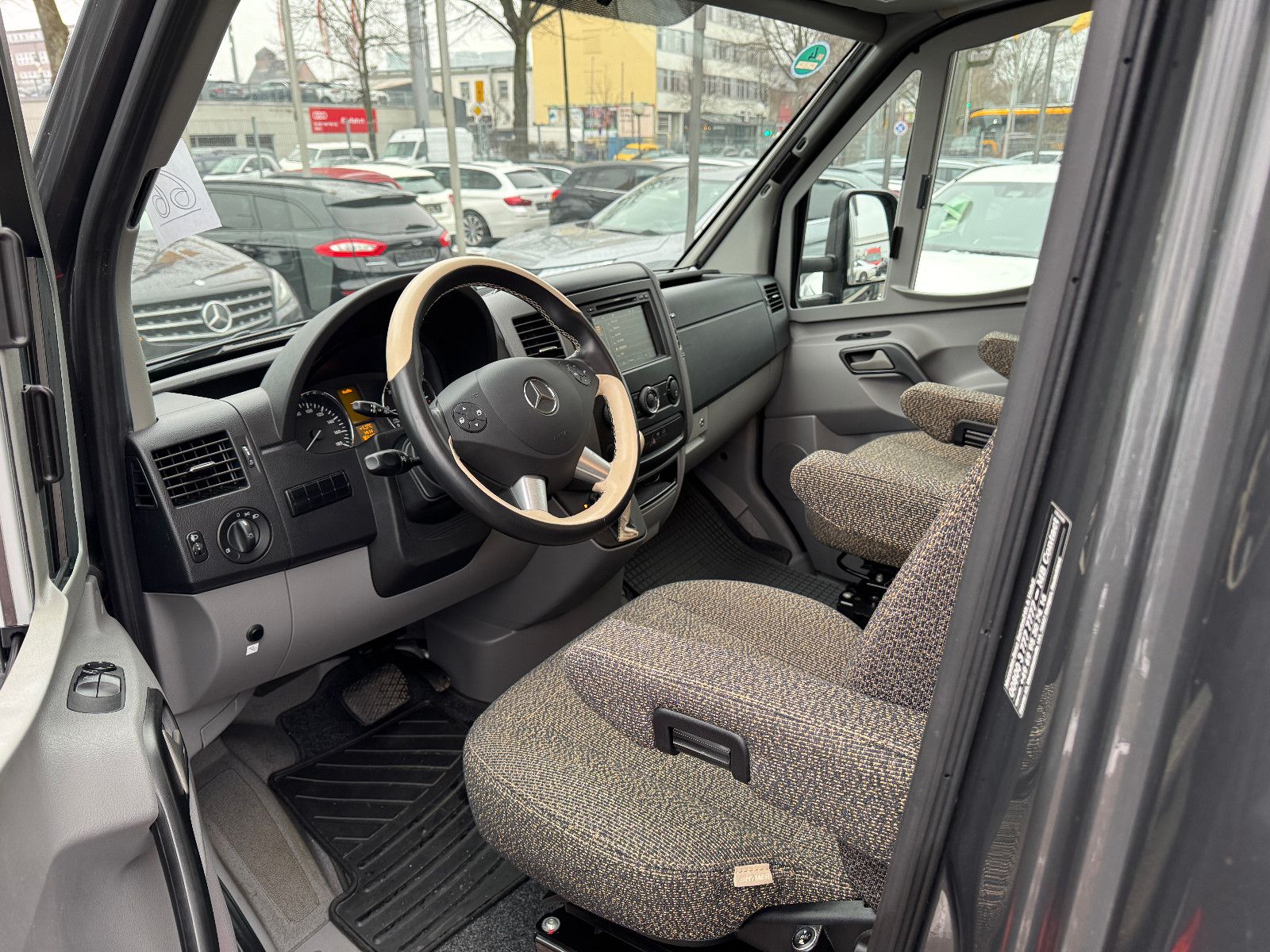 Fahrzeugabbildung HYMER / ERIBA / HYMERCAR ML-T 570 60 EDITION MB SPRINTER 316 CDI 7GT SHZD