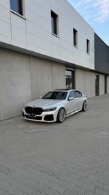 BMW 730d MPaket/ serv.Neu/ Gar.Neu/ TÜV neu/ Massage - BMW 730 von privat
