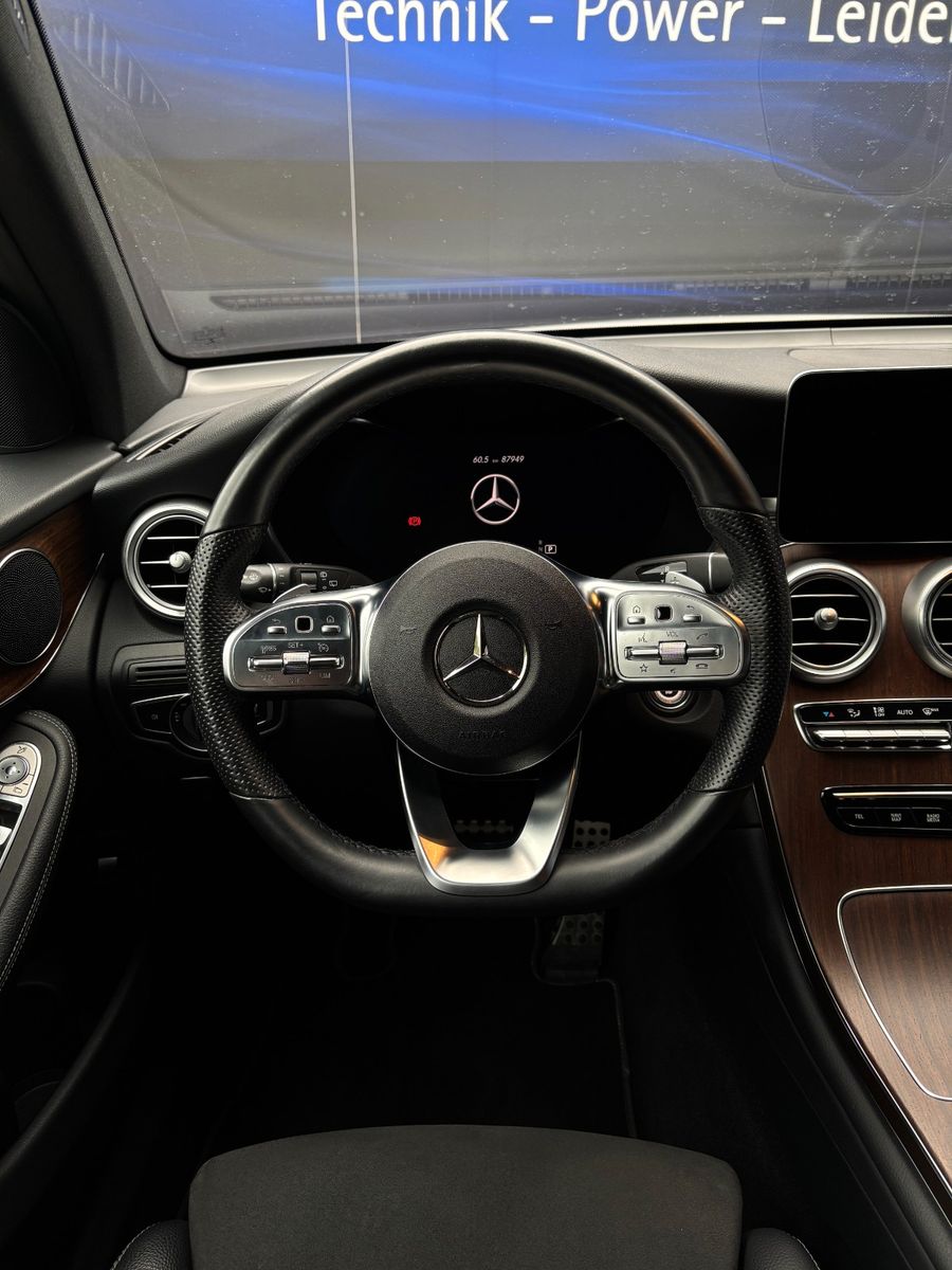 Mercedes-Benz GLC 300  4Matic AHK Schwenkbar,AMG Line foto 18