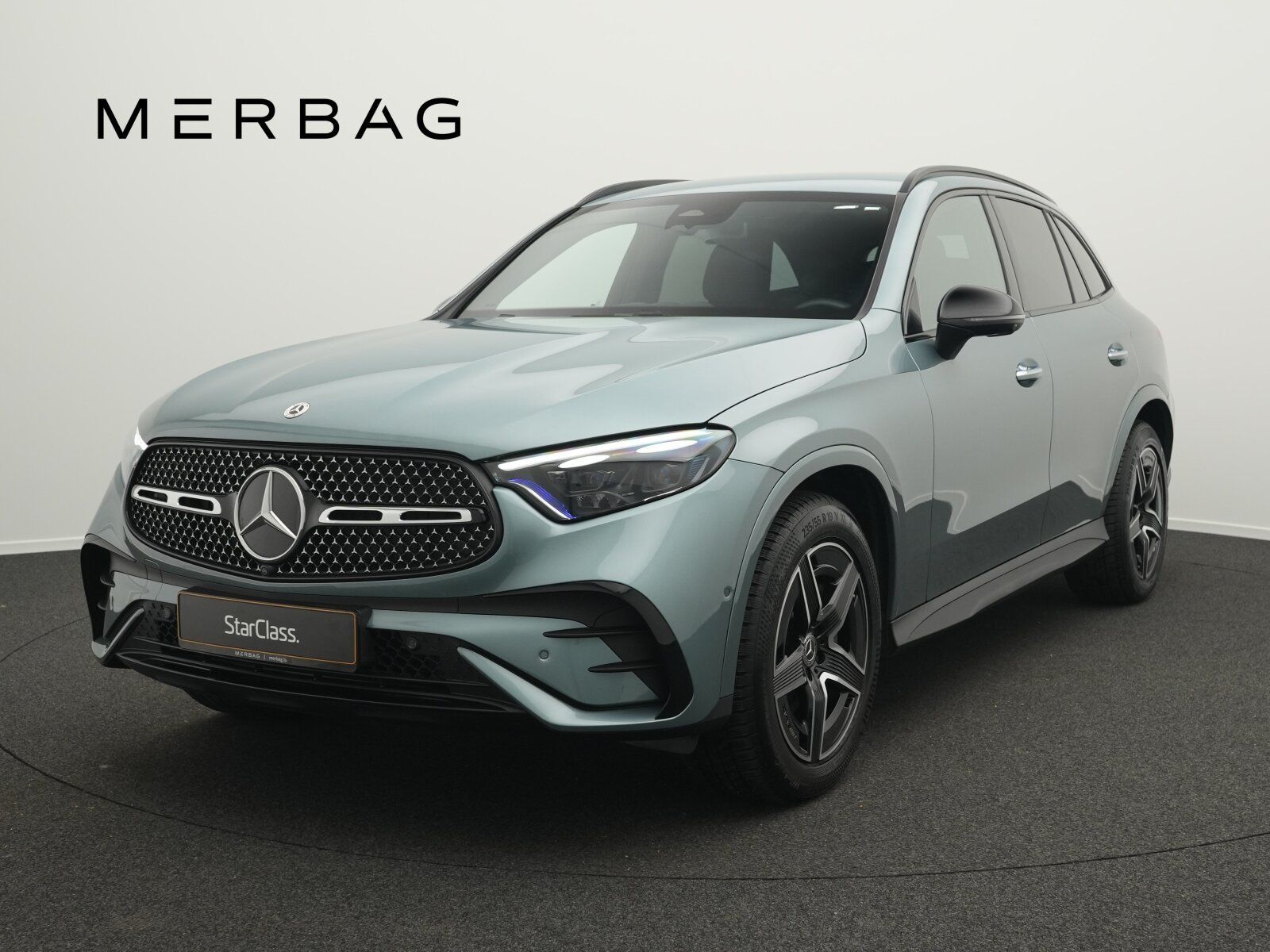 Mercedes-Benz GLC 300 d 4M AMG-Line Digital+AHK+19"+Night+Memo