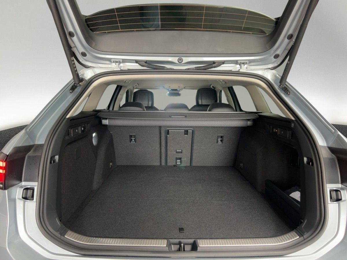 Volkswagen Passat Variant - Bild 8