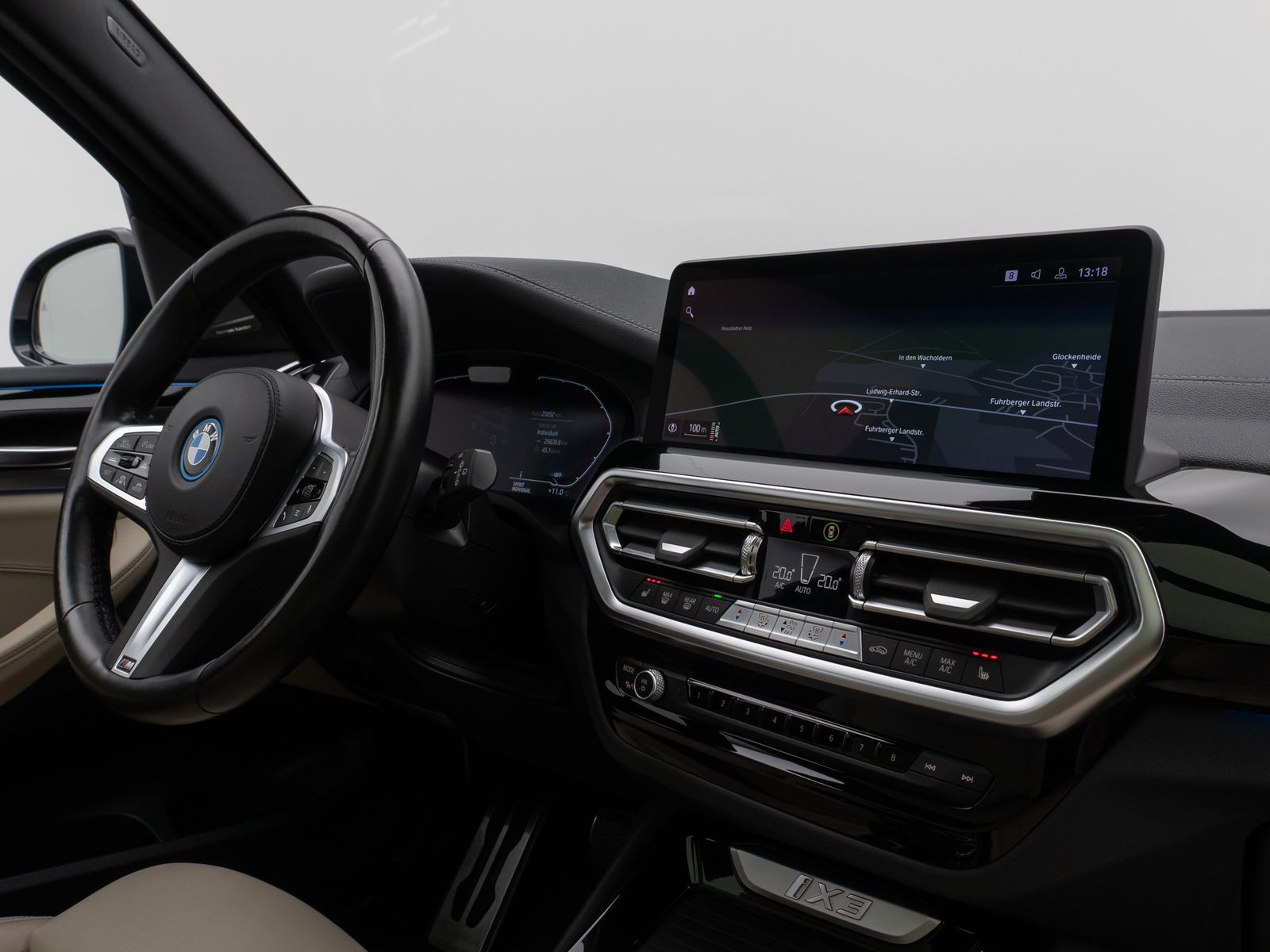 Fahrzeugabbildung BMW iX3 Impressive M Sport Panorama Laser HUD H/K