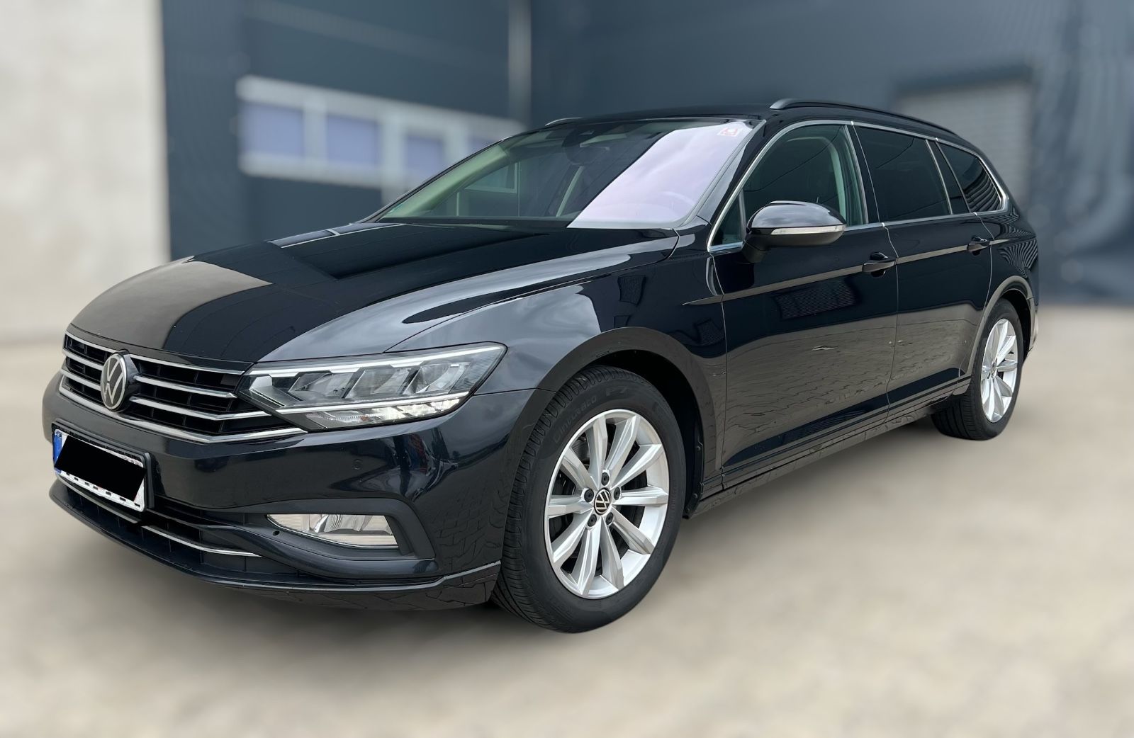 Volkswagen Passat Variant Business LED ACC Scheckh. AHK Cam