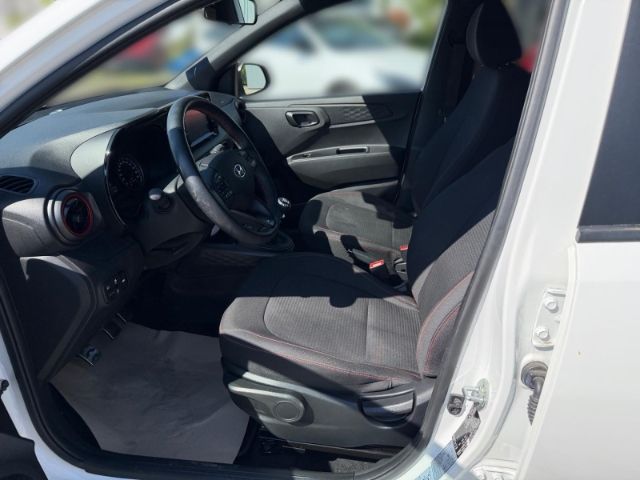 Fahrzeugabbildung Hyundai i10 1.0 N Line +CARPLAY+PDC+TEMPOMAT+RADIO+UVM+