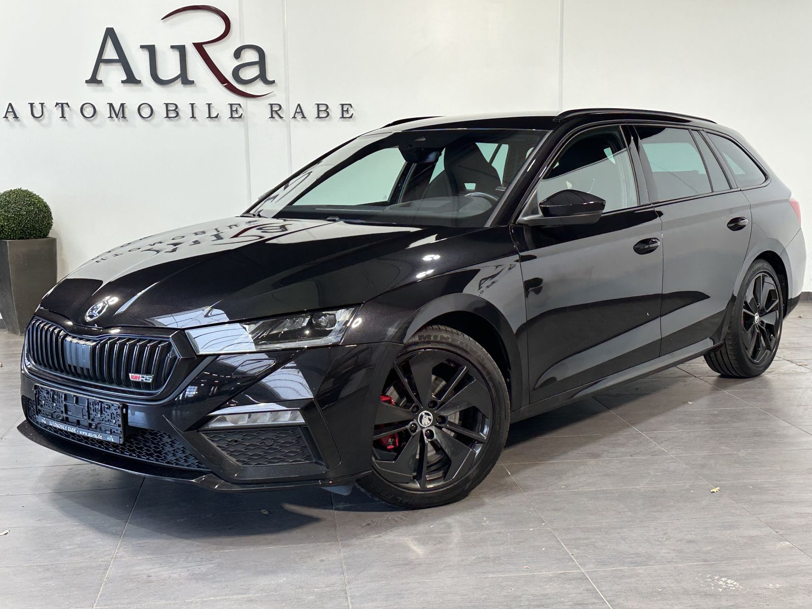 Fahrzeugabbildung SKODA Octavia Combi 2.0 TDI DSG RS NAV+LED+HEAD-UP+AHK