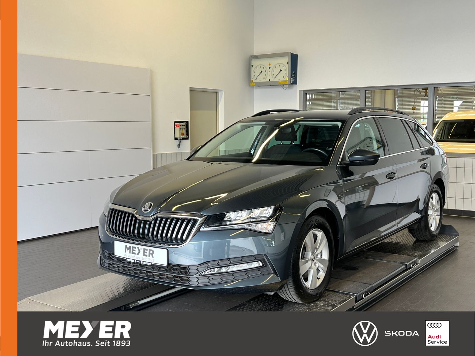 Fahrzeugabbildung SKODA Superb Combi Ambition 1.5 TSI *LED, Climatronic,