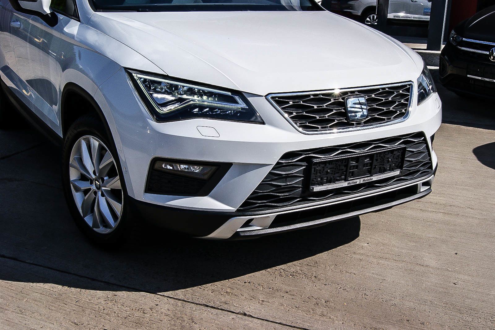 Fahrzeugabbildung SEAT Ateca 2.0 TDI DSG Style VIRTUAL BUSINESS ANHKZGV