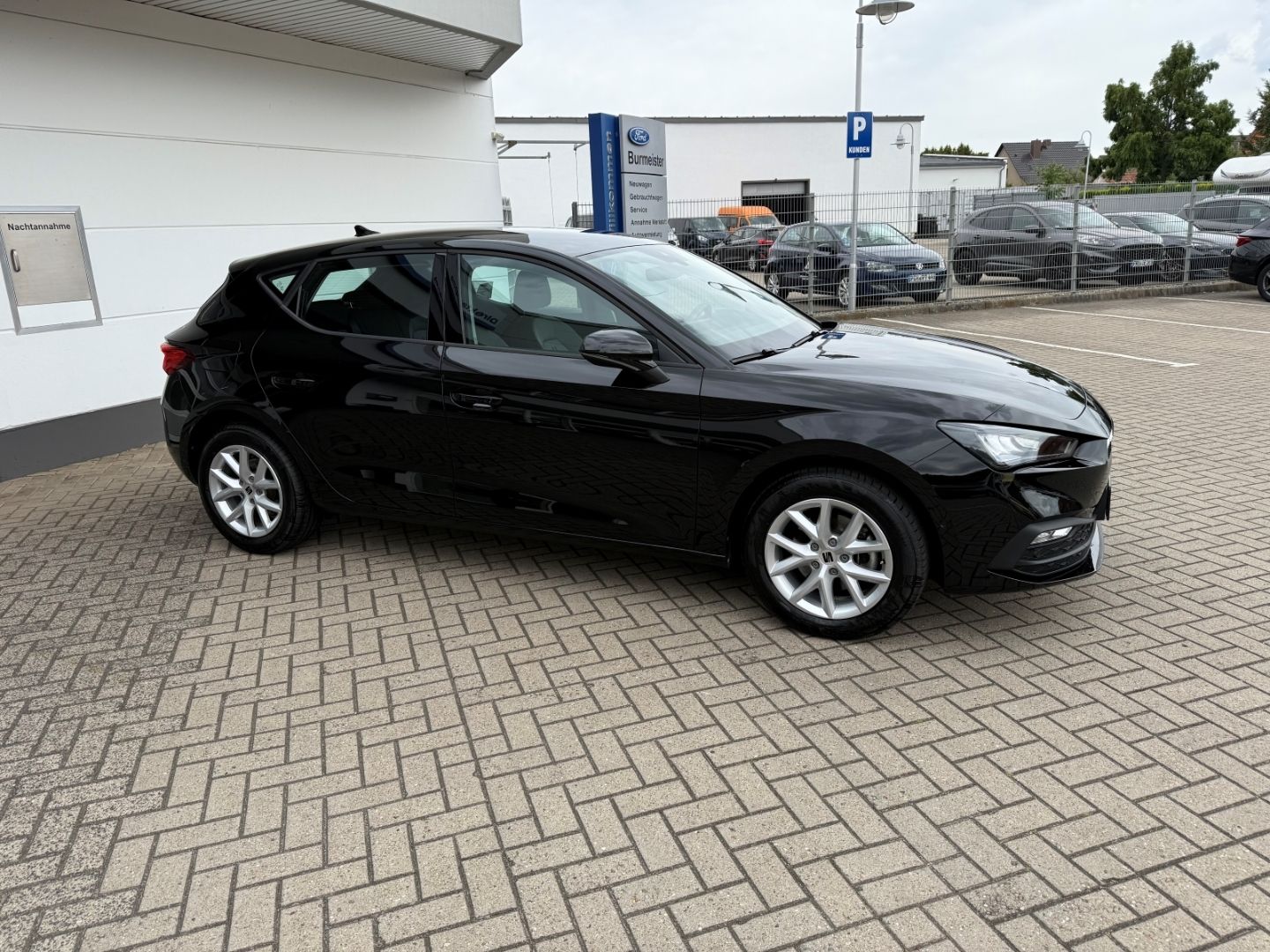 SEAT Leon 1.0 eTSI EU6d Style ACC Carplay LED - Image 6