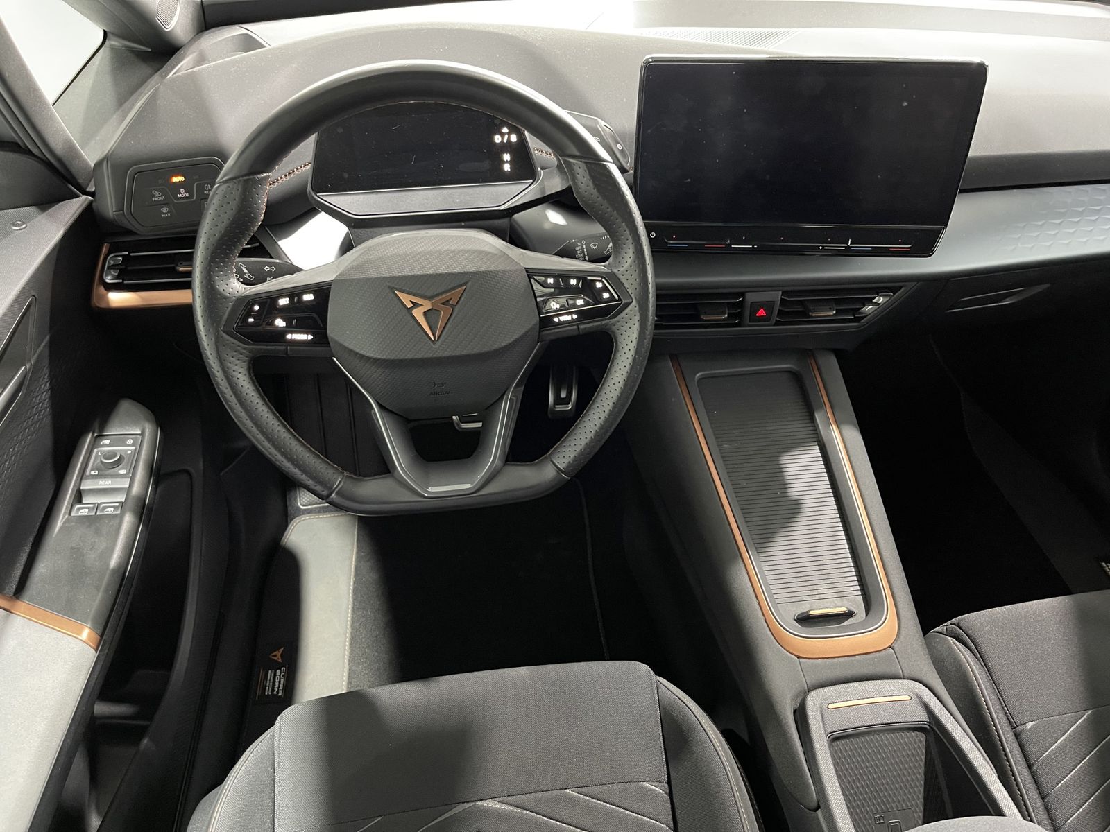 Fahrzeugabbildung CUPRA Born 150 kW*LED*360°Cam*SHZ*Navi*
