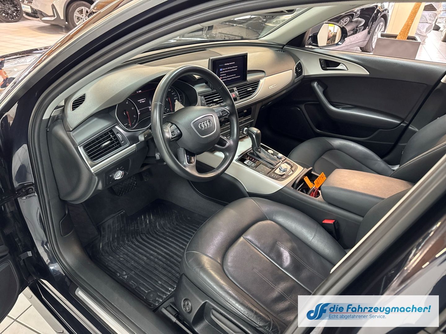 Fahrzeugabbildung Audi A6 Avant 2.0 TDI quattro AHK-klappbar Navi Leder