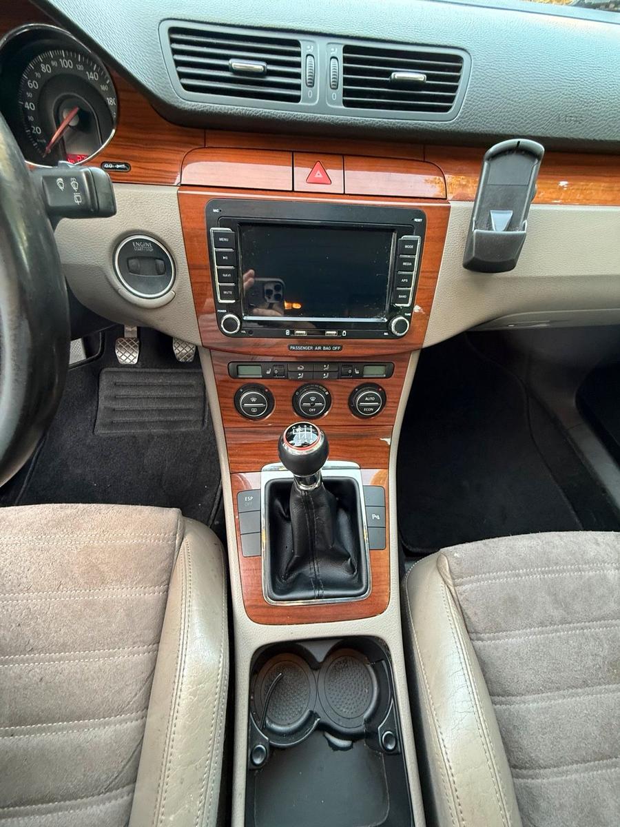 Volkswagen Passat 2006 — photo 13