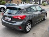 Ford Focus Lim. Cool & Connect/Navi/Keyless/Tempomat - Ford Focus: Connect