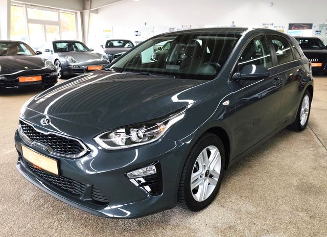 Kia cee'd 1.4 TGDI Vision AHK*SHZ*NAV*PDC*RK*LHZ*TEM