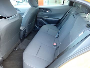 Fahrzeugabbildung Toyota Prius 2.0 Plug-in Hybrid Executive, Panorama
