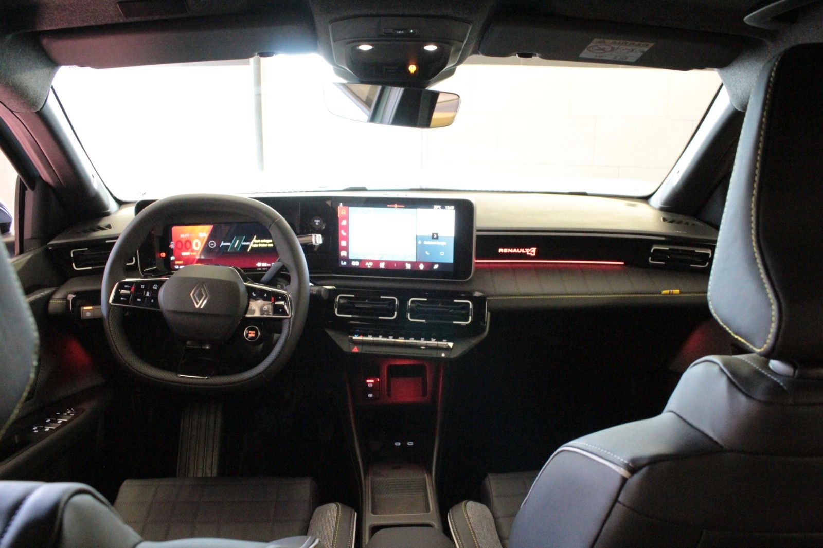 Fahrzeugabbildung Renault R 4 150 Comfort Range Iconic *Vollausstattung*