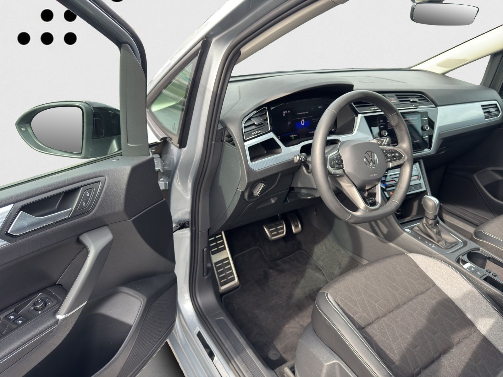 Volkswagen Touran - Bild 16