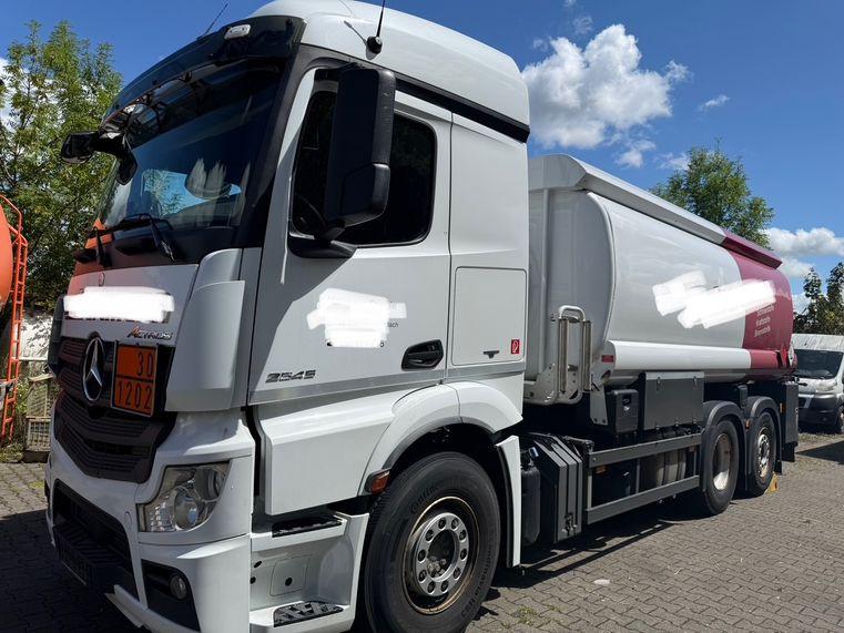Mercedes-Benz Actros 2545 ADR GGVS Untenbefüllung