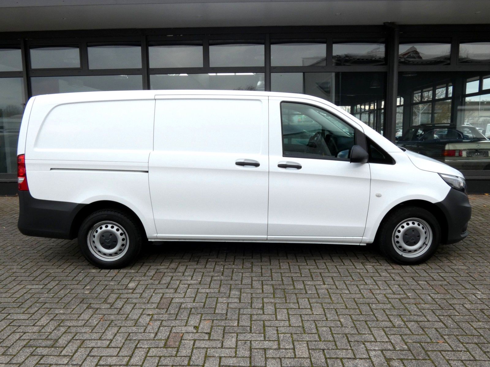 Mercedes-Benz Vito 116 CDI Kasten lang*Klima*Navi*AHK* foto 3