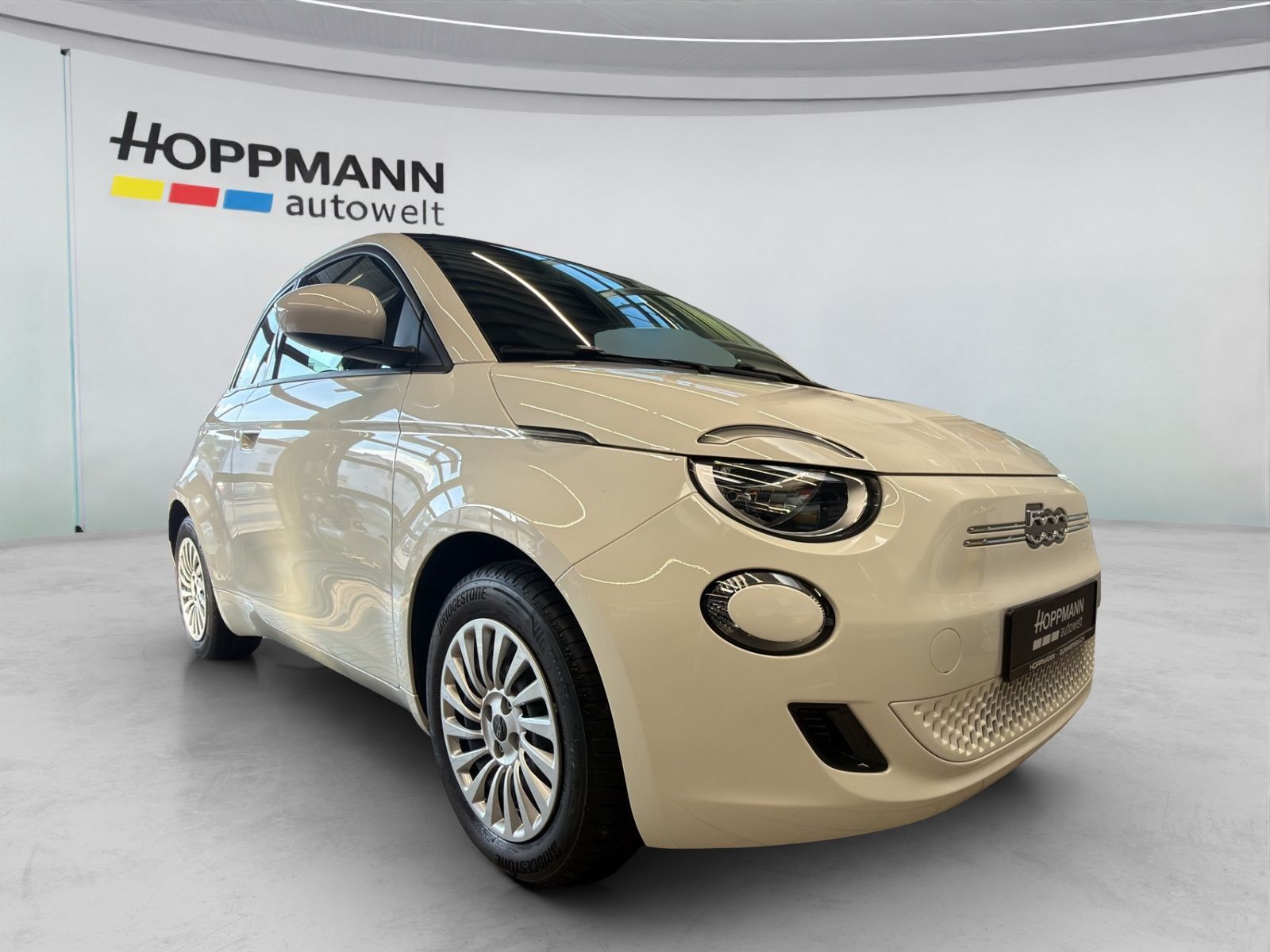Fiat 500e Cabrio*LED*CARPLAY* imagem 3
