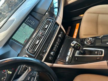 MYAUTOCENTER – Gebraucht- und Jahreswagen mit Werkstattservice in Pfaffenhofen BMW 520 d *BiXenon*Leder Dakota*Navi*PDC