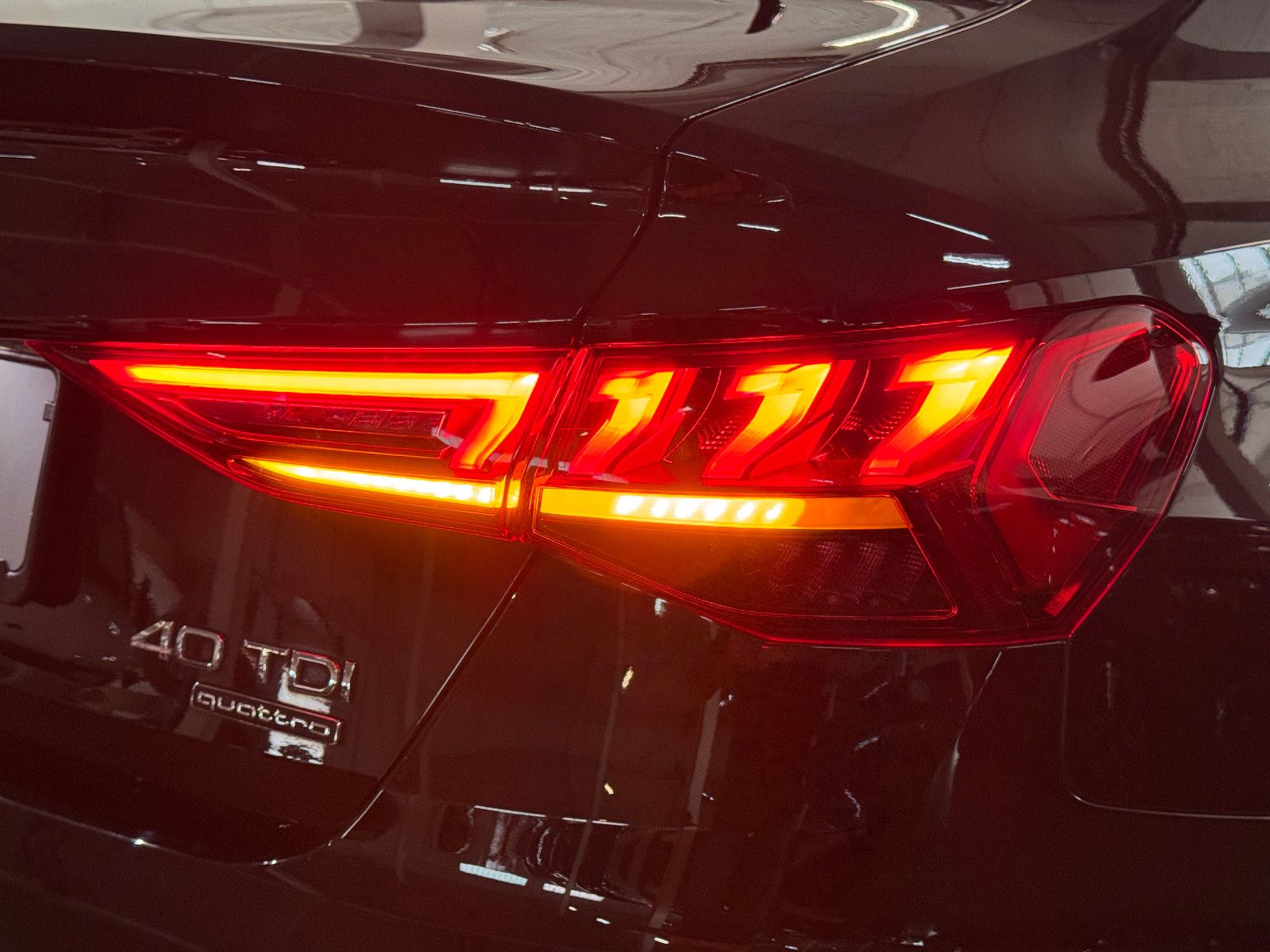 Fahrzeugabbildung Audi A3 40 TDI LIM. QUATTRO 3X S-LINE RS3 S-SITZE B&0