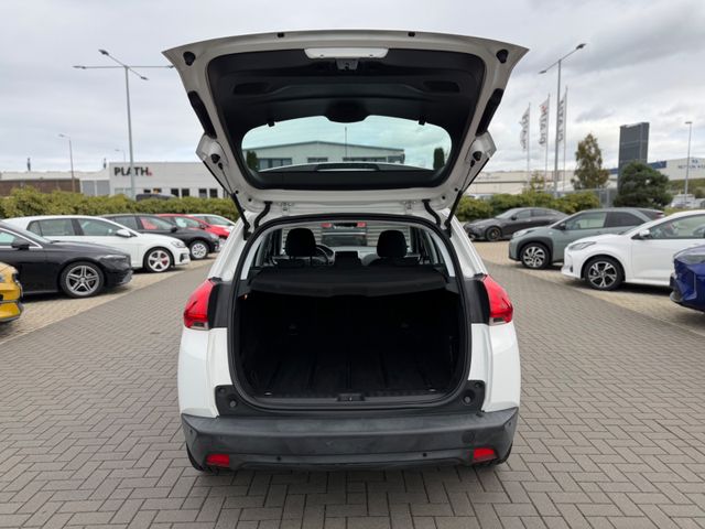 Peugeot 2008  Active / Klimaautomatik