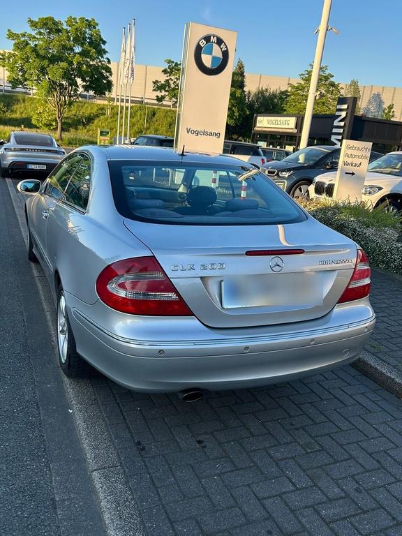 Mercedes-Benz CLK 200
