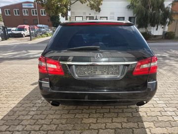 Mercedes E 350 - 5
