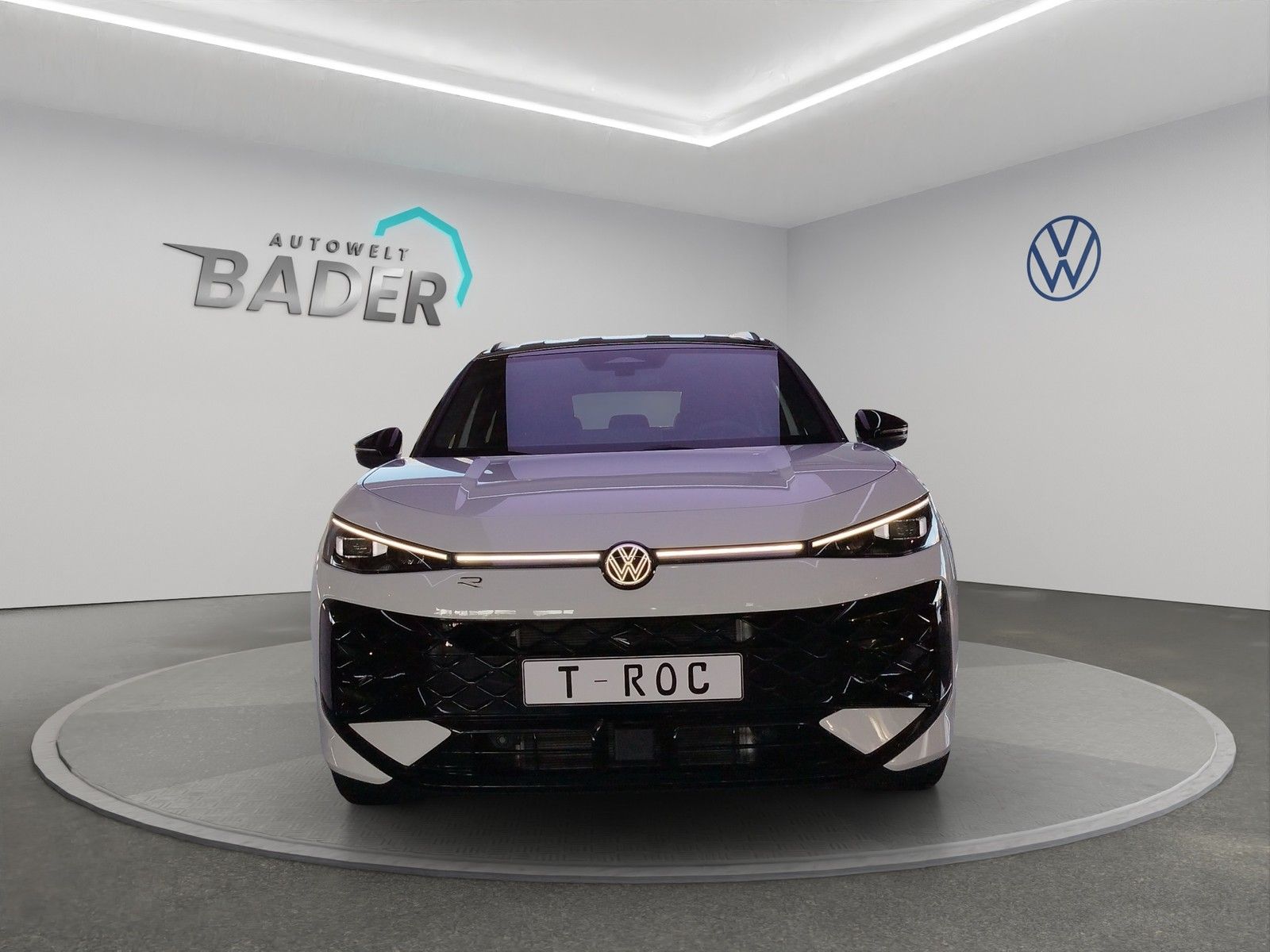 Volkswagen T-Roc R-Line 1.5 l eTSI OPF 110 kW imagem 2