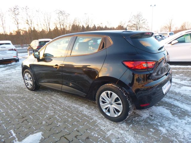 Fahrzeugabbildung Renault Clio IV Life >Navigation<