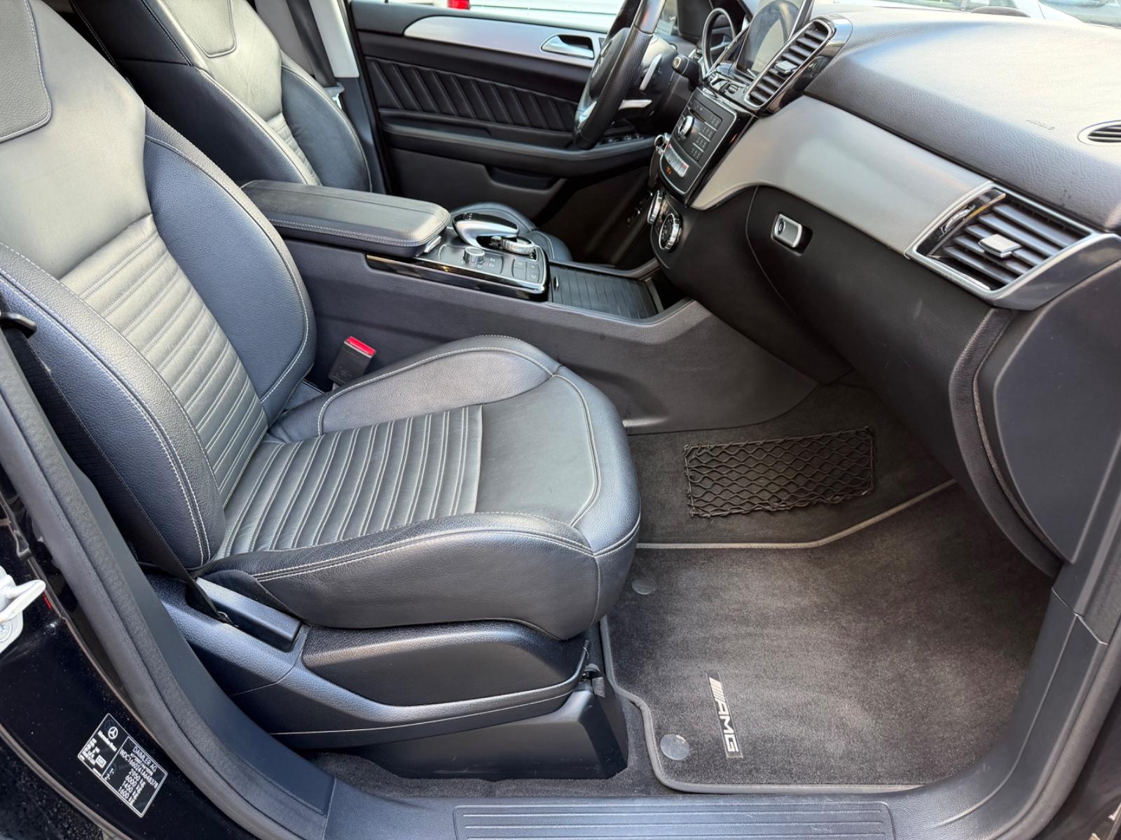 Mercedes-Benz GLE 350 d 4Matic AMG/LEDER/NAVI/LED/AHK/