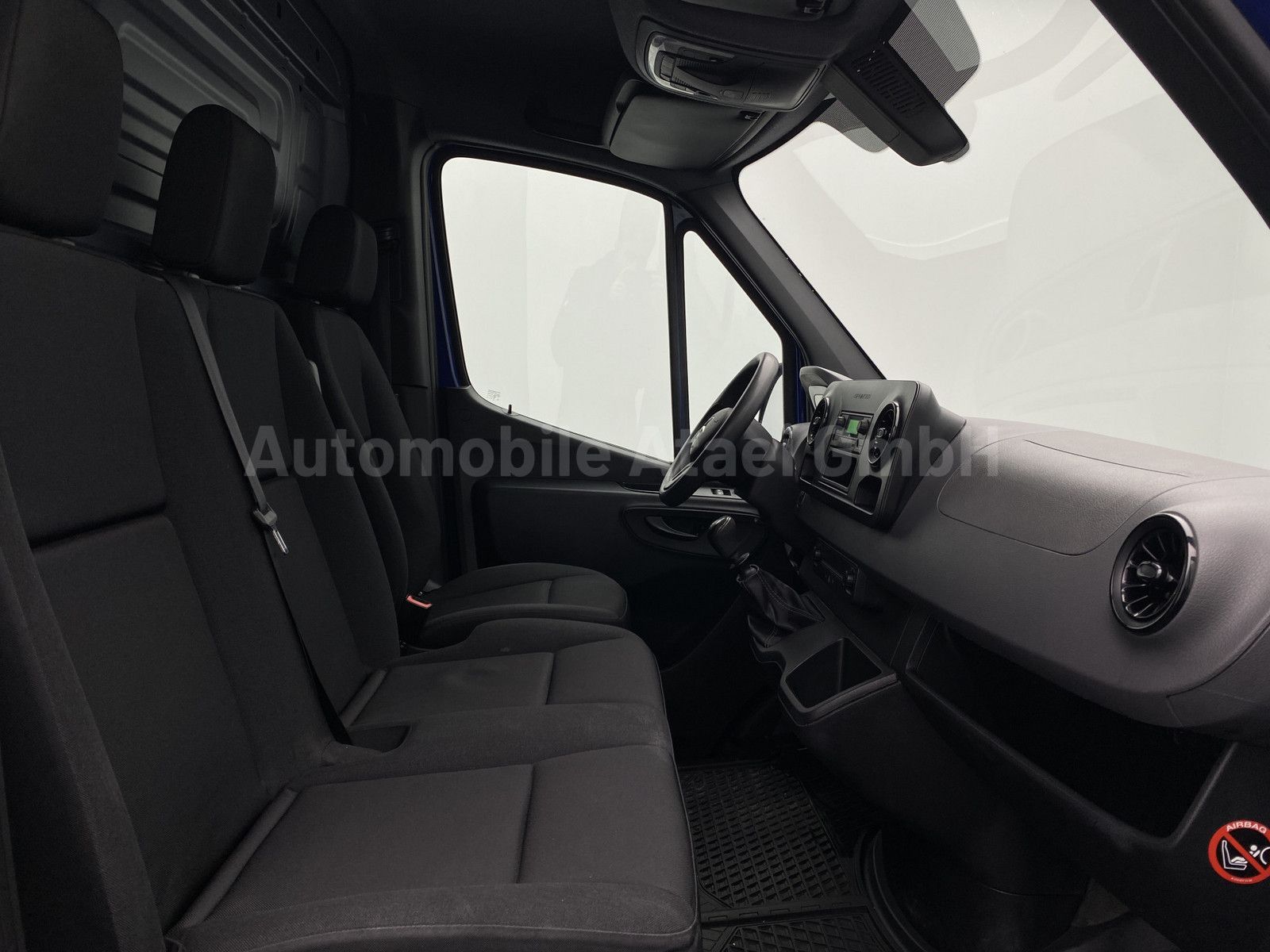 Fahrzeugabbildung Mercedes-Benz Sprinter 211 CDI *TOP ZUSTAND* AHK+1.HAND 6794