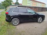 Jeep Cherokee 2.2 MultiJet 147 kW 4x4 Overland Au... - schwarze Jeep Cherokee