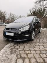 Ford S-Max 2,0 EcoBoost 149kW Titanium PowerShift - Ford S-Max aus 2010: Titanium
