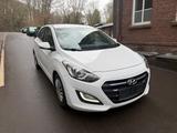Hyundai i30 1.4 Pure Pure TÜV 02/28 Kamera - Hyundai i30: Pure