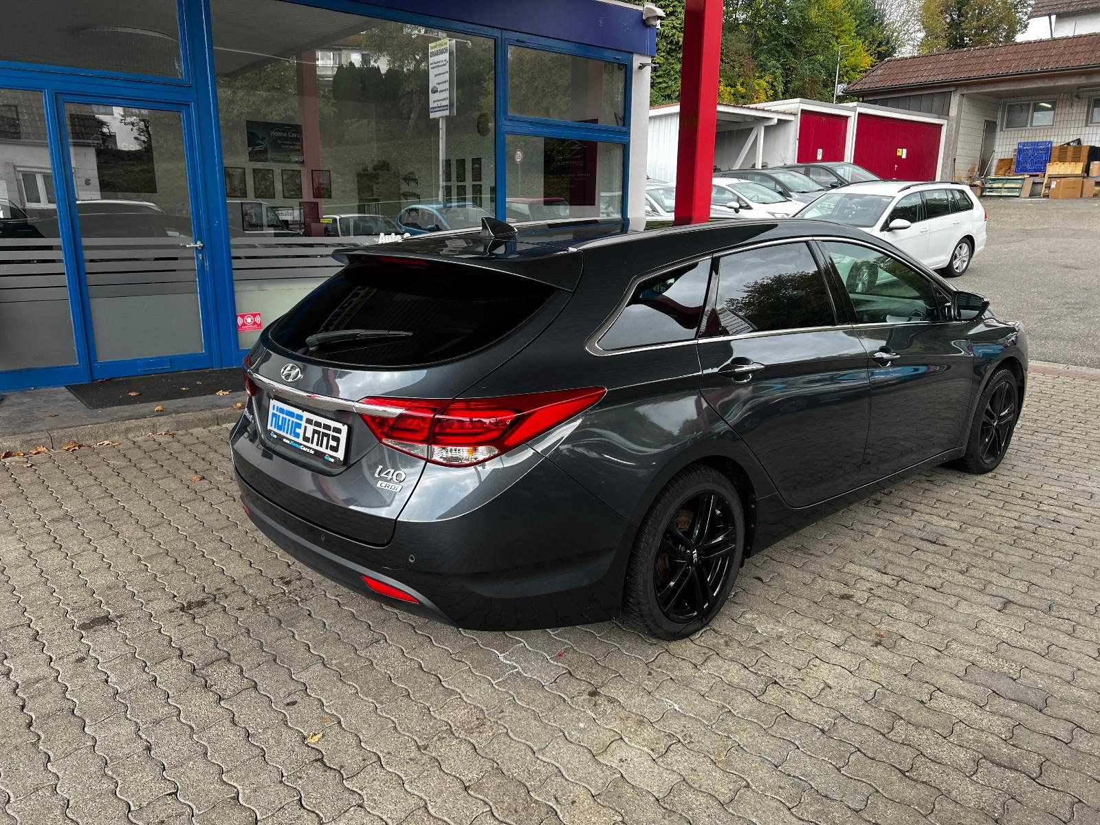 Hyundai i40 2015 — photo 21