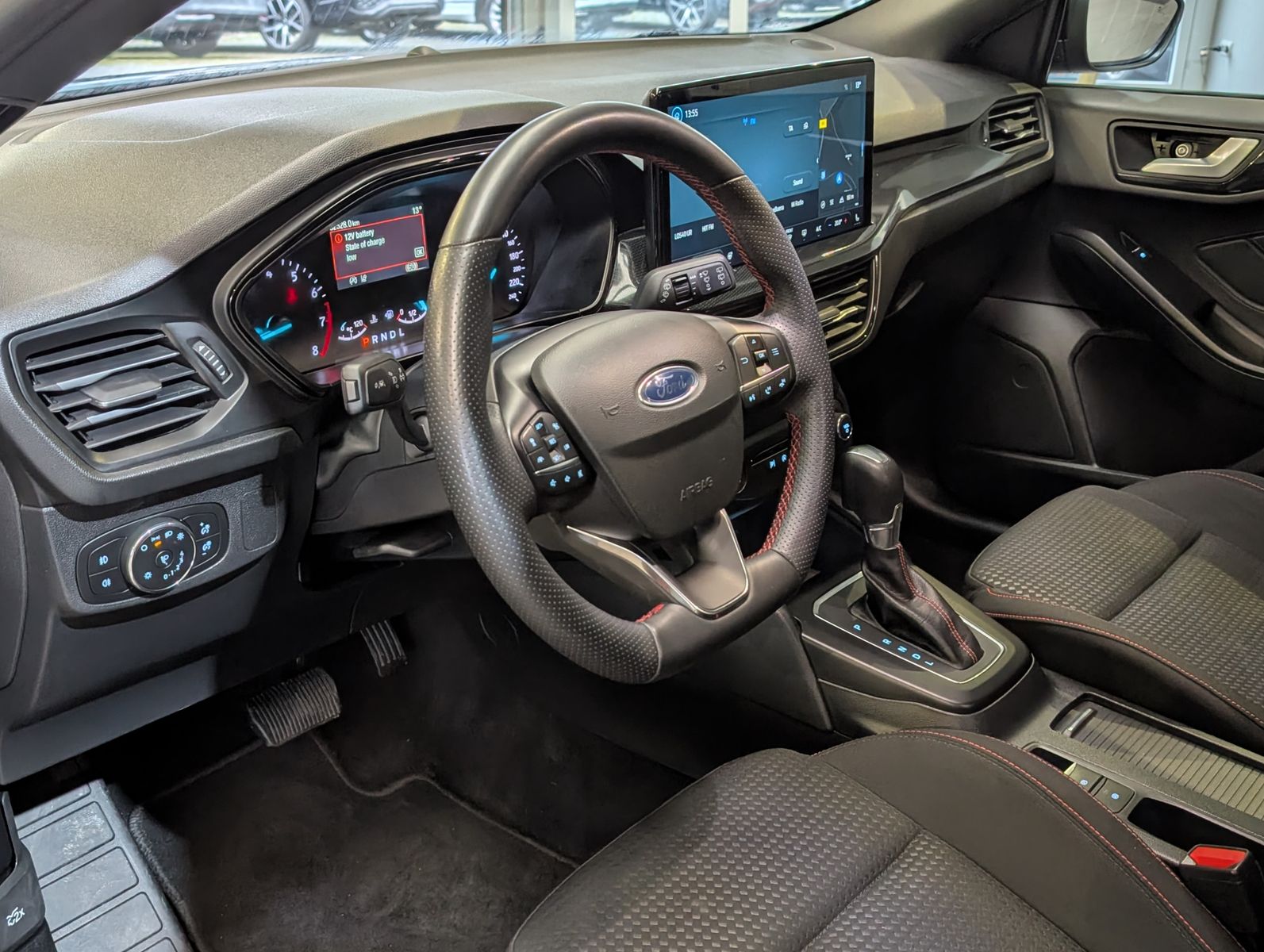 Fahrzeugabbildung Ford Focus 1.0 EcoBoost ST-Line ACC LED Styling-Paket