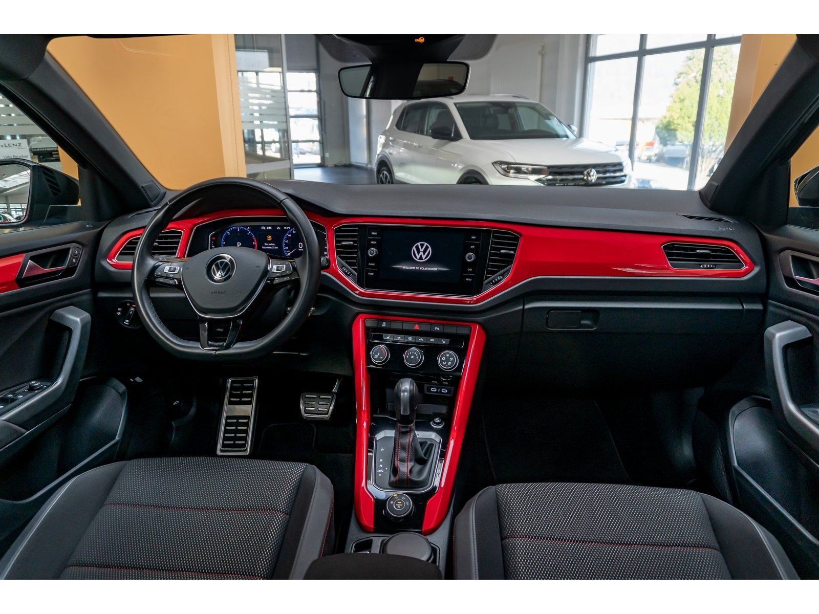 Fahrzeugabbildung Volkswagen T-Roc Sport 4Motion TDI DSG *AHK*Cam*Navi*LED*