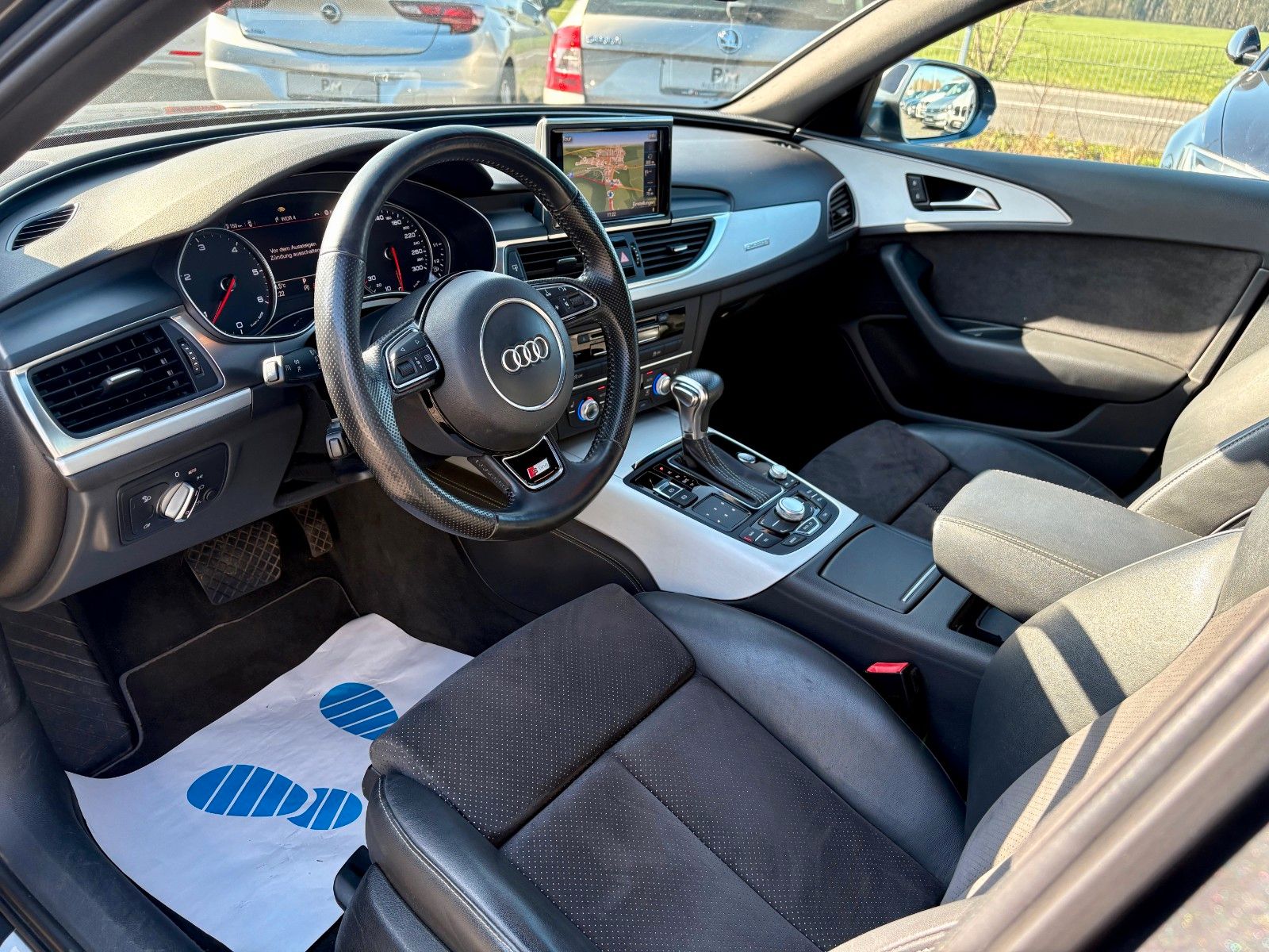 Fahrzeugabbildung Audi A6 Avant 3.0 TDI quattro Aut. S LINE SPORT Navi