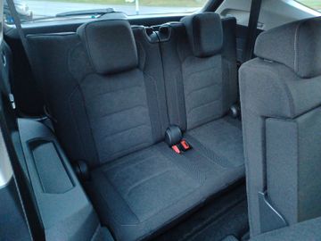 Fahrzeugabbildung Volkswagen Tiguan Allspace 1.5 DSG Navi/LED/ACC/Alu18"/7-S