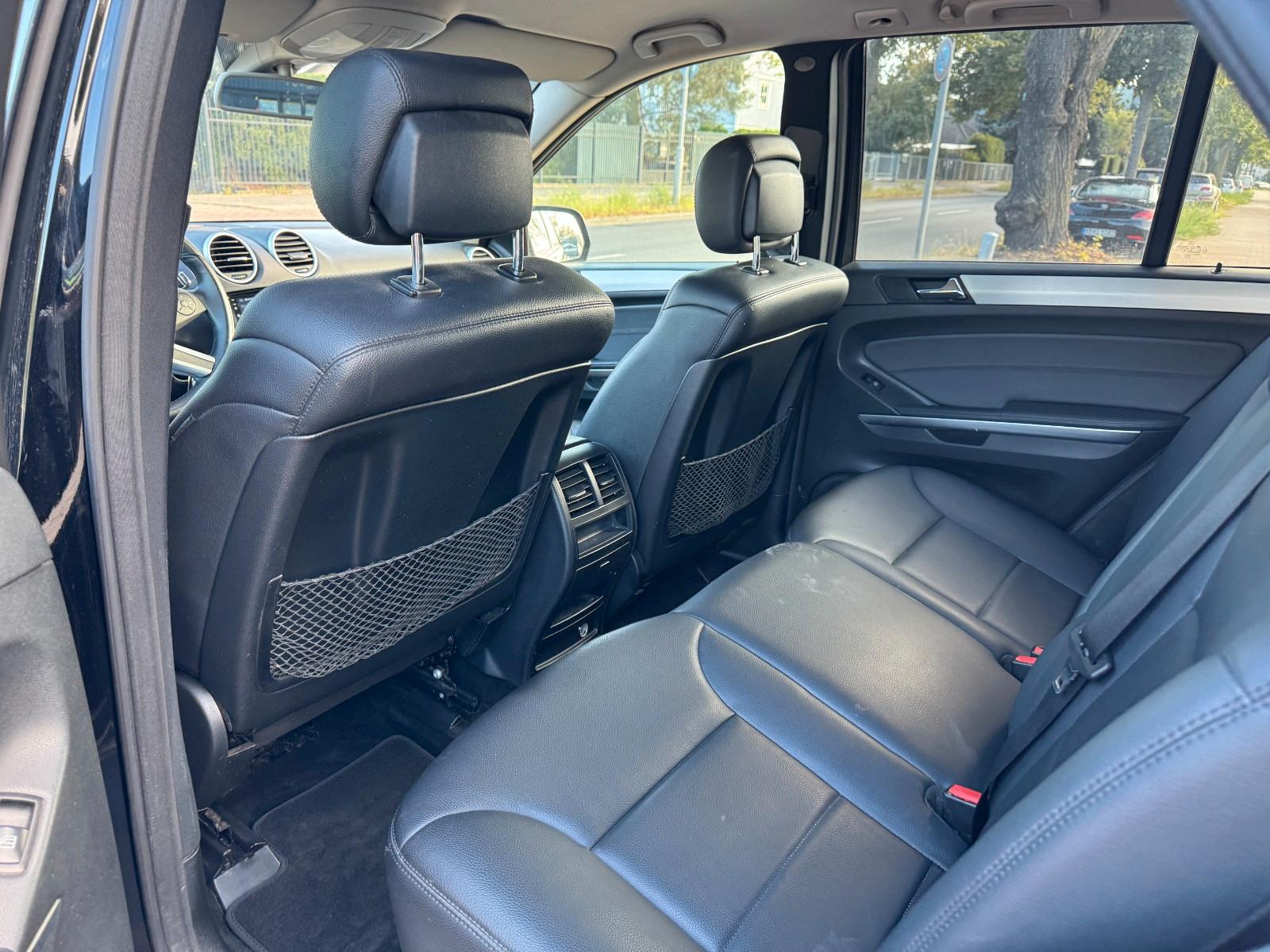 Mercedes-Benz ML300 2009 — photo 25