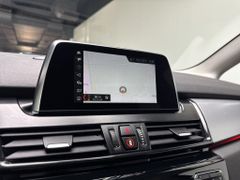 BMW 220 Active Tourer Advantage Park-Assistent Navi 