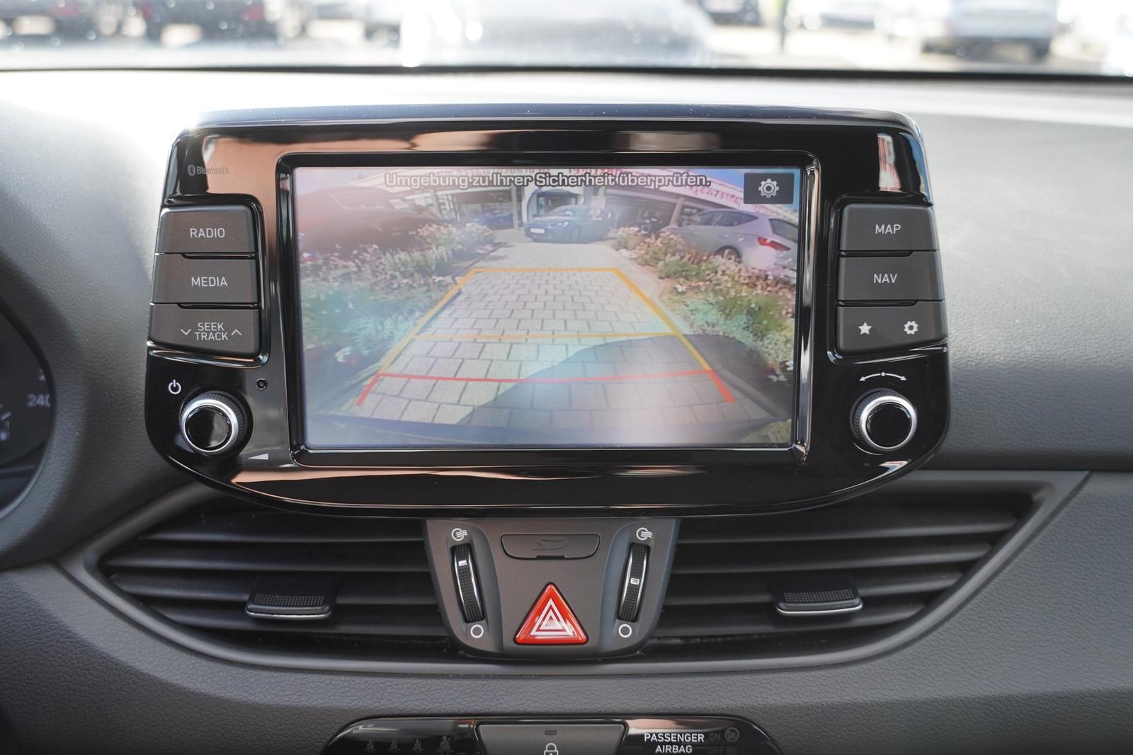 Hyundai i30 1.4 T-GDI Navi Kamera PDC Tempomat Bluetooth